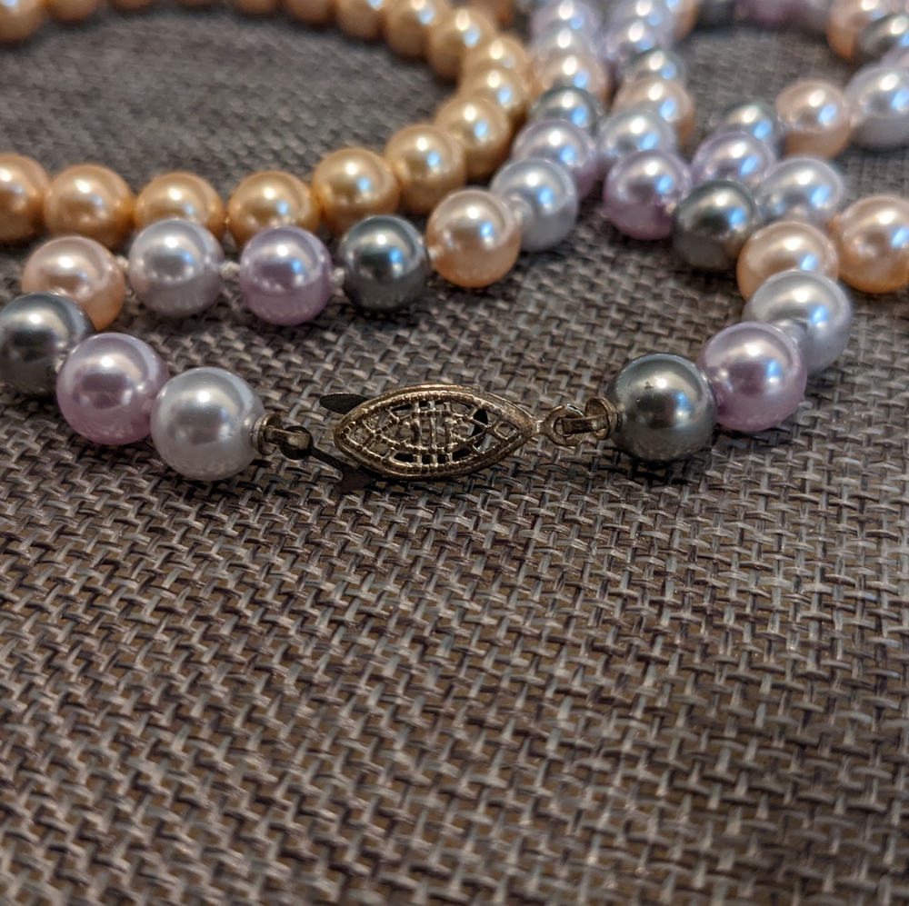 Set: faux multicolor pearl necklace & bracelet